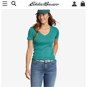 4 Eddie Bauer Short sleeve V neck shirts size M
